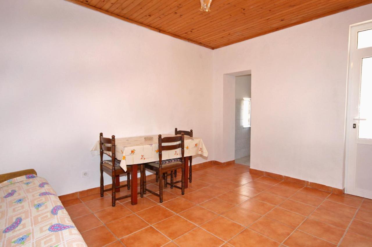 Apartments By The Sea Metajna, Pag - 6351 ภายนอก รูปภาพ