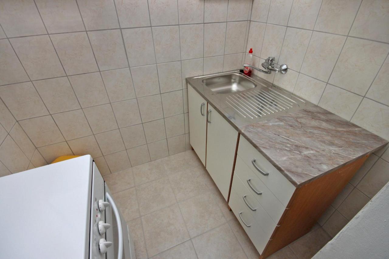 Apartments By The Sea Metajna, Pag - 6351 ภายนอก รูปภาพ