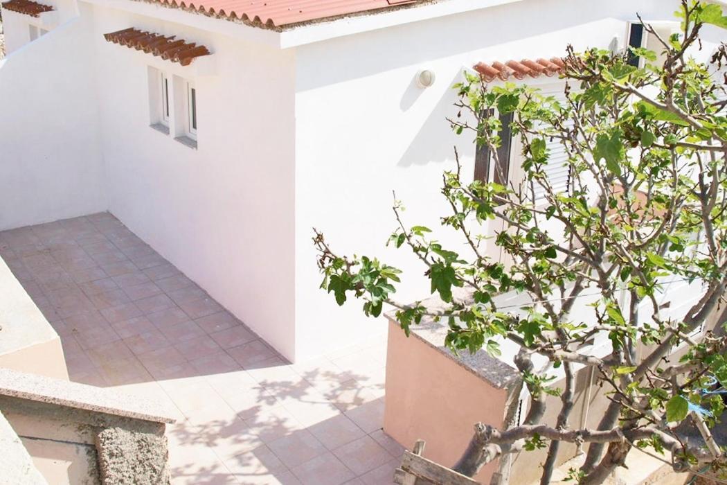 Apartments By The Sea Metajna, Pag - 6351 ภายนอก รูปภาพ